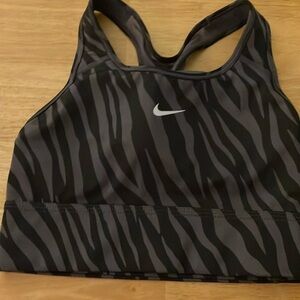 Nike top crop size small
